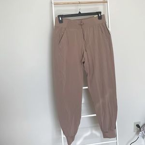 All in motion stretch woven jogger pant